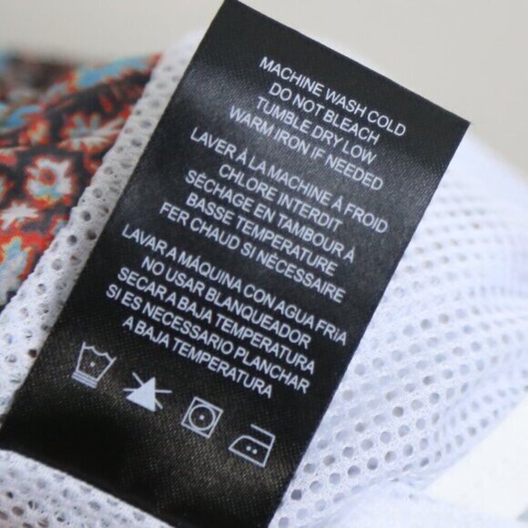 NWT Velvet by Graham & Spencer Ricardo Printed Swim Short Size Small - Picture 5 of 9